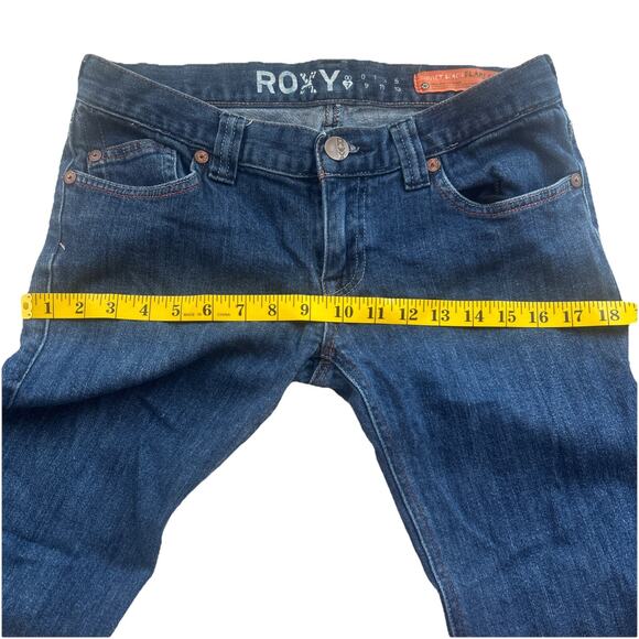 Roxy Jeans Sunset Beach Flare Fit Blue Denim Distressed Juniors Size 7 Low Rise - Picture 13 of 16